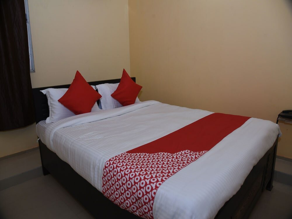 Фото Oyo 15071 Hotel Harsh Raj Residency