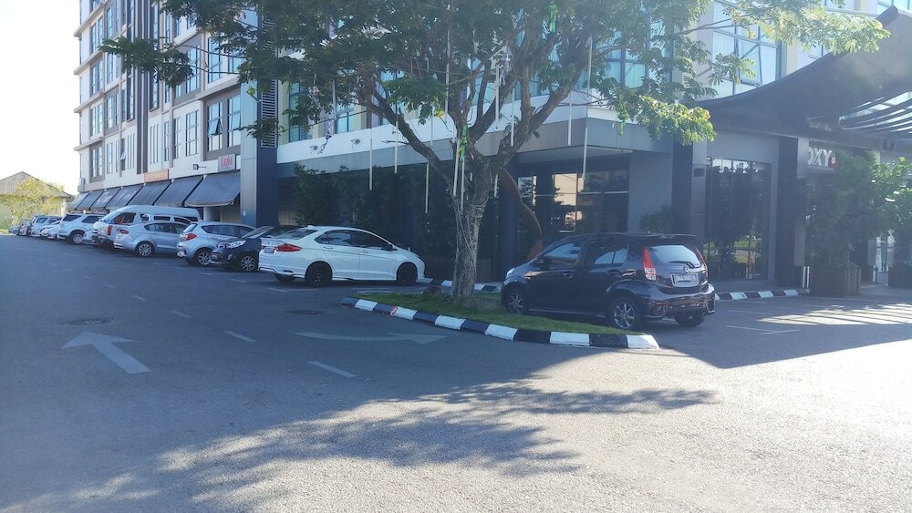 Фото Отель Roxy Hotel and Apartments