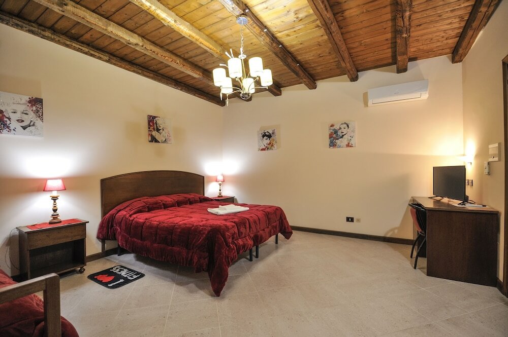 Фото Hotel Piccolo di Corduneanu Aurora