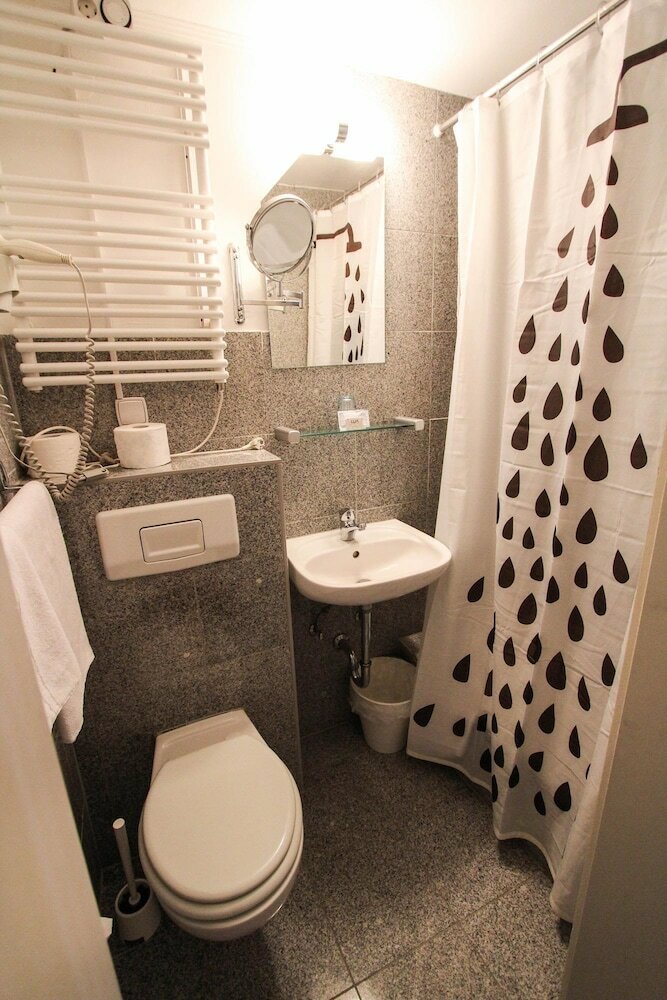 Фото Gästehaus Deutsches Haus