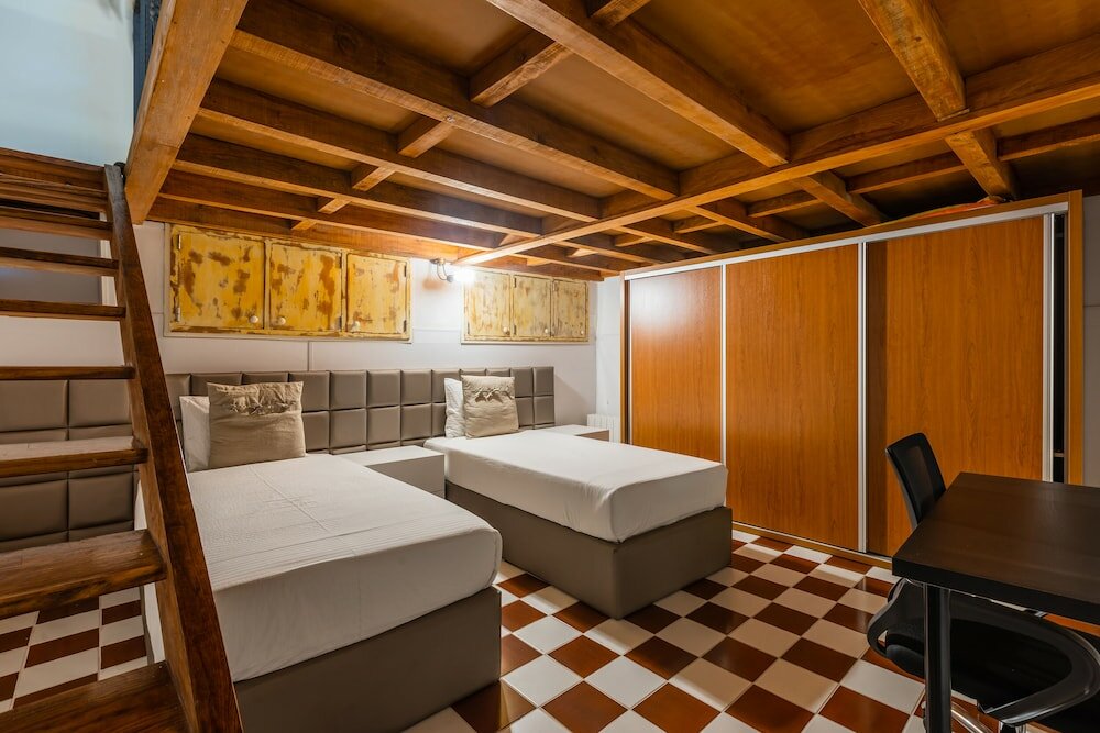 Фото Gaia Woodstone Hideout