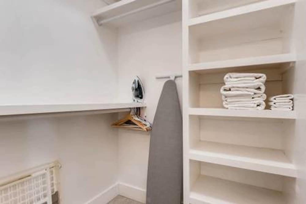 Фото The Highland Square Experience Lohi Townhome With Hot Tub