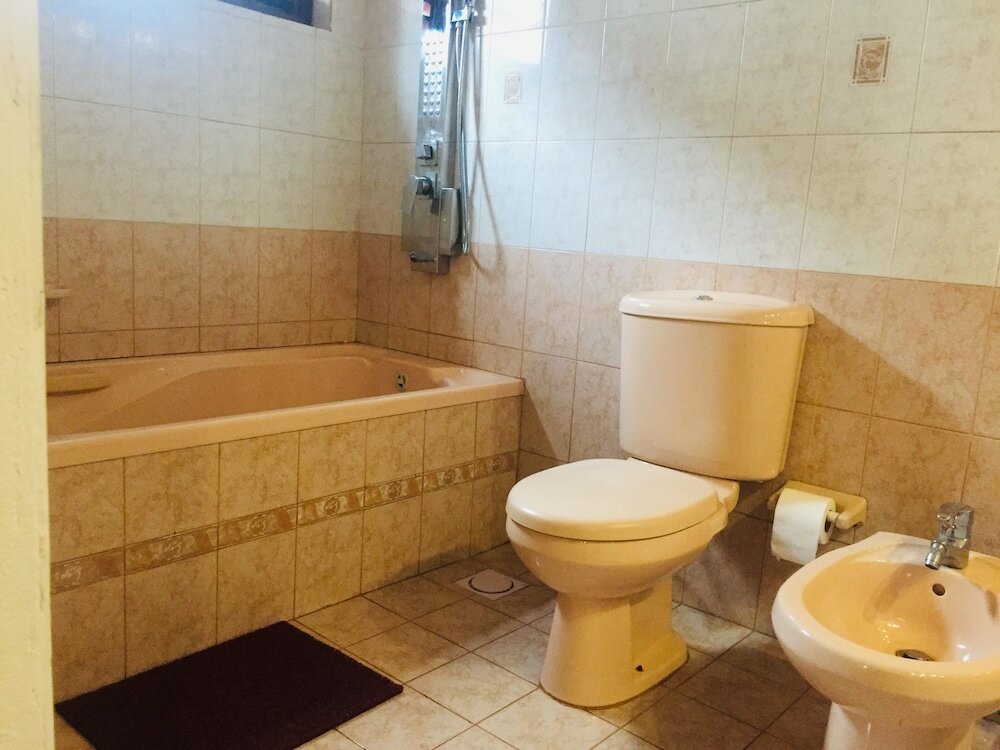 Фото Villa Subuthi