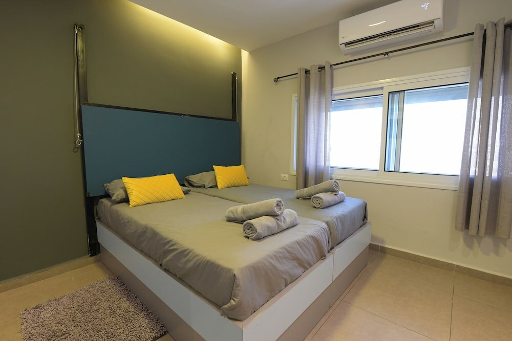 Фото Amdar Hotel & Hostel