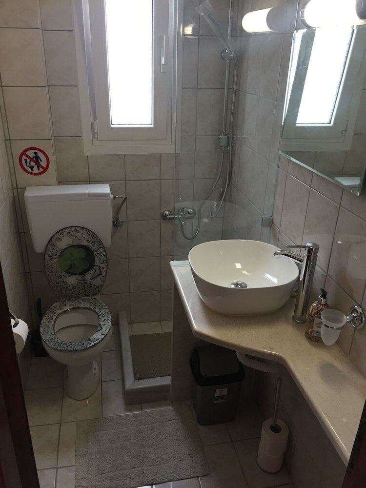 Фото Alexander Apartments