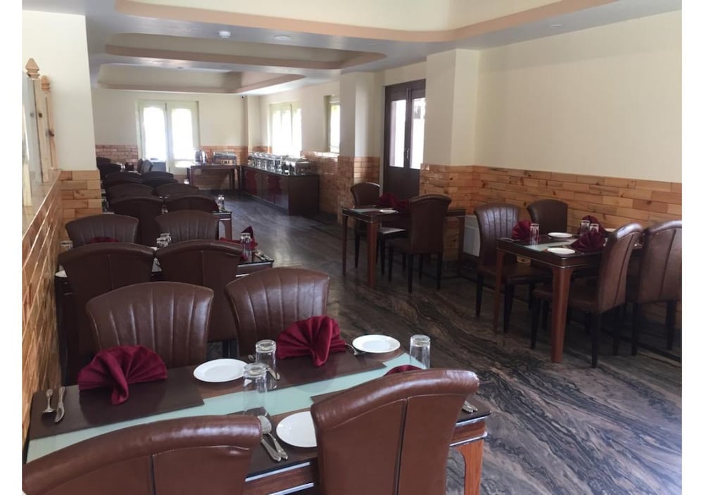 Фото Hotel Lhayul