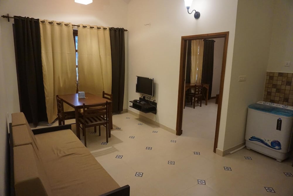 Фото Coastal Suites