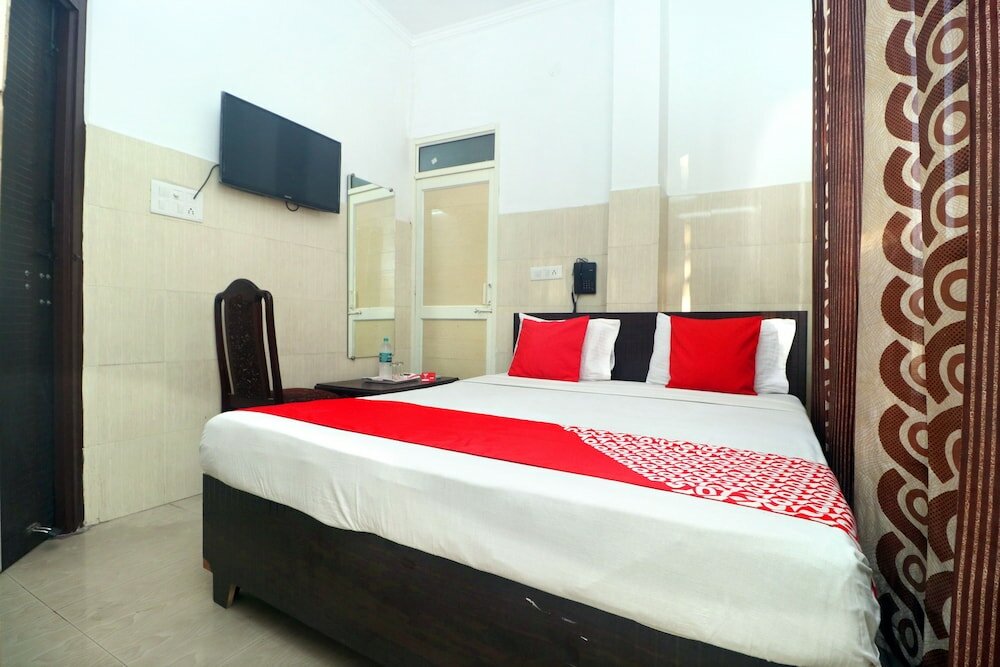 Фото Oyo 19318 Jn Residency