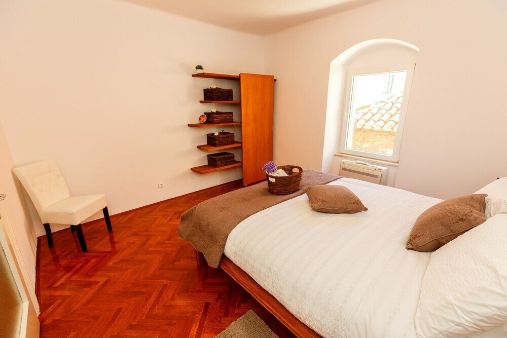 Фото L U X E Bacvice Collection