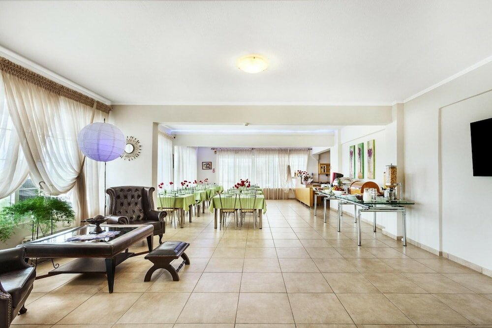 Фото Amfion Hotel