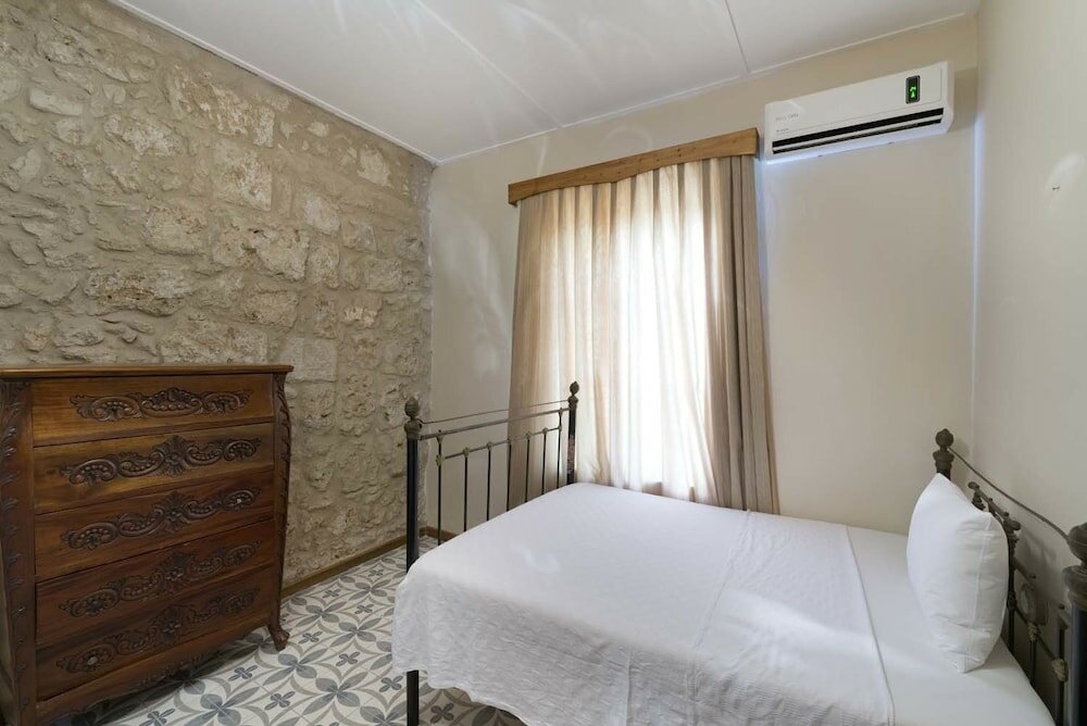 Фото Villa Stone House by Amy Villas