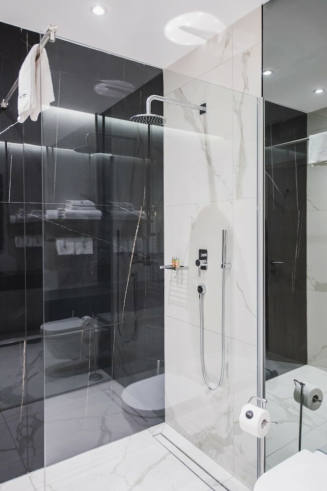 Фото Pod Zidom Rooms