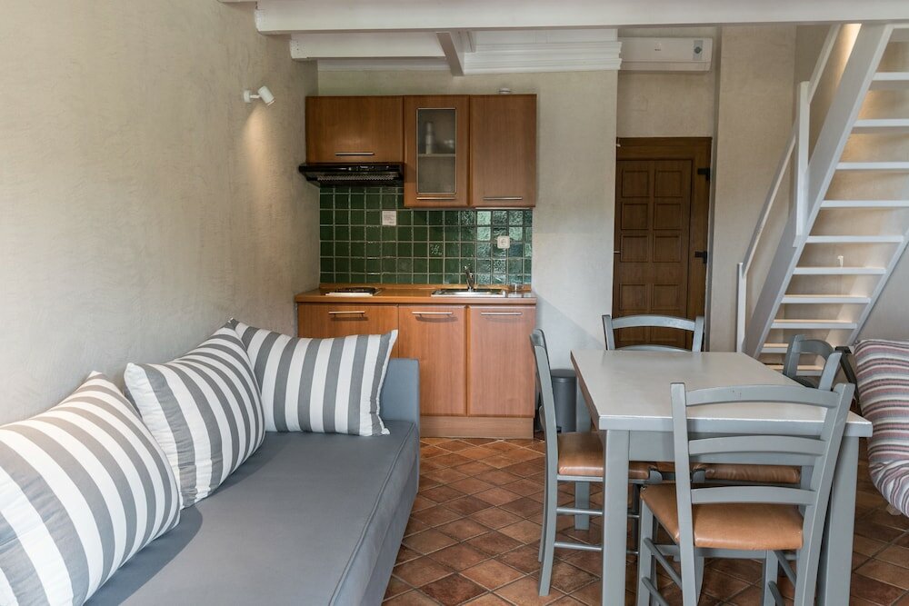 Фото Enetiko Resort Hotel