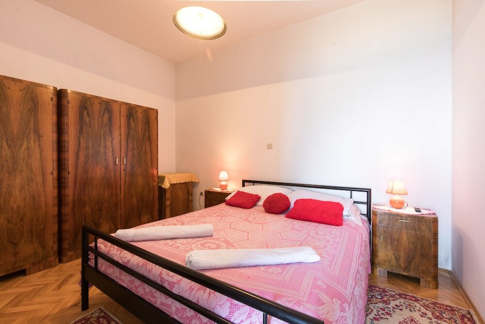 Фото Apartment Lucia & Holiday Home Nino