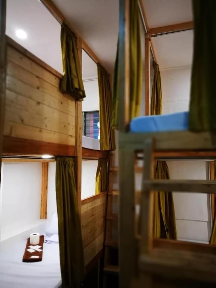 Фото 8th Street Hostel