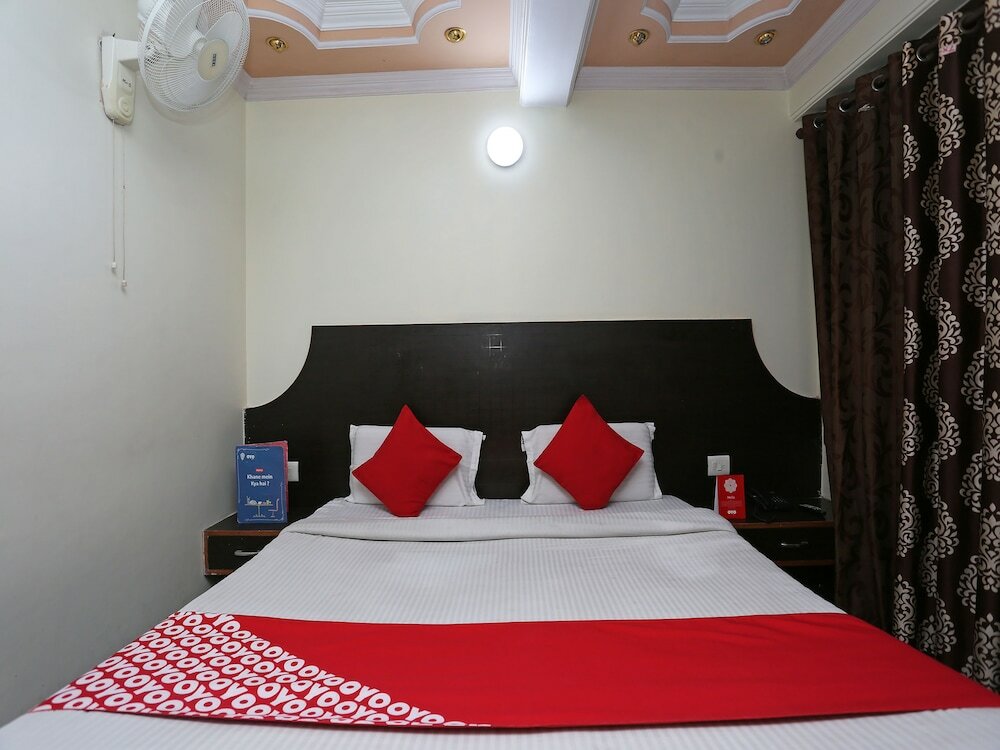 Фото Oyo 27002 H S R Ram Bazaar