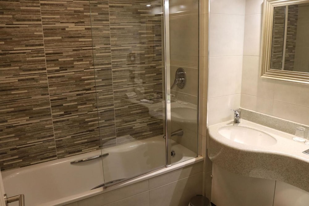 Фото The Villa Wrea Green