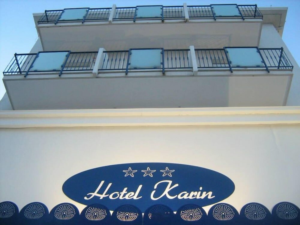 Фото Hotel Karin