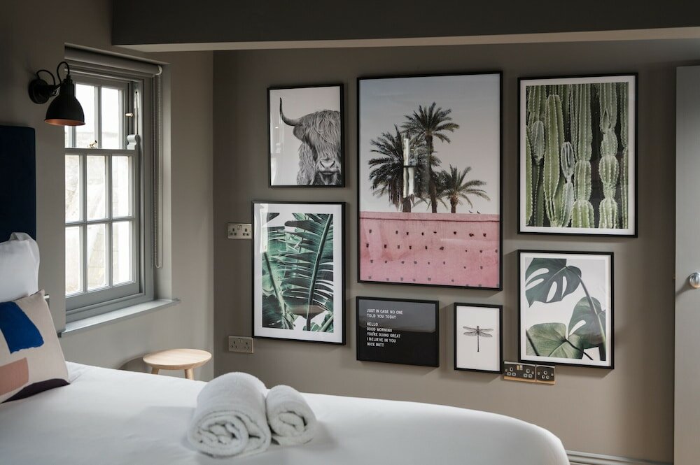 Фото Hiding Space - Trim Street Apartments