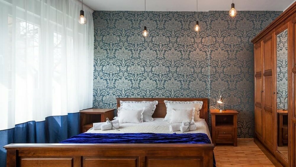 Фото Split Apartments with Hotel Service