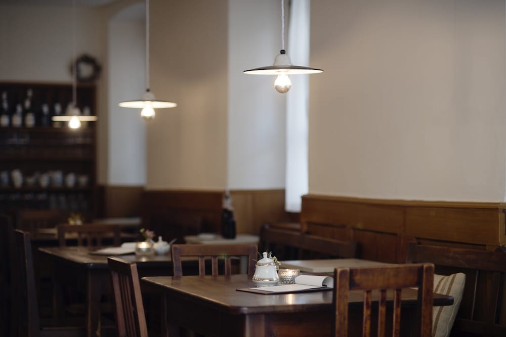 Фото 1477 Reichhalter Eat & Sleep