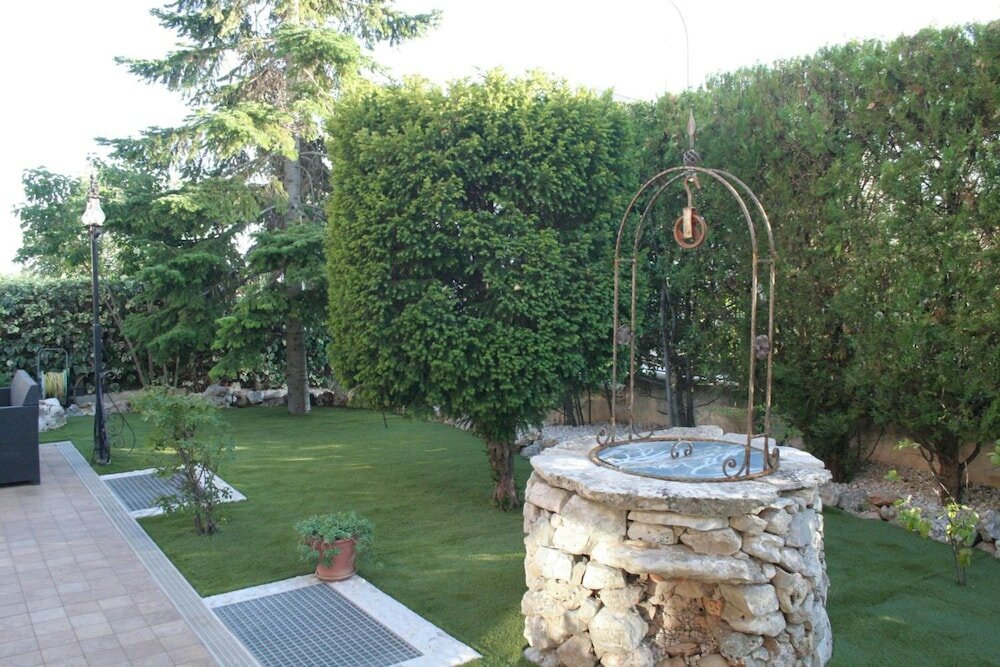 Фото Affittacamere La Madonnina