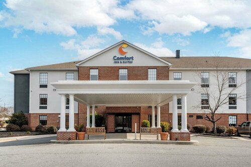 Гостиница Comfort Inn & Suites