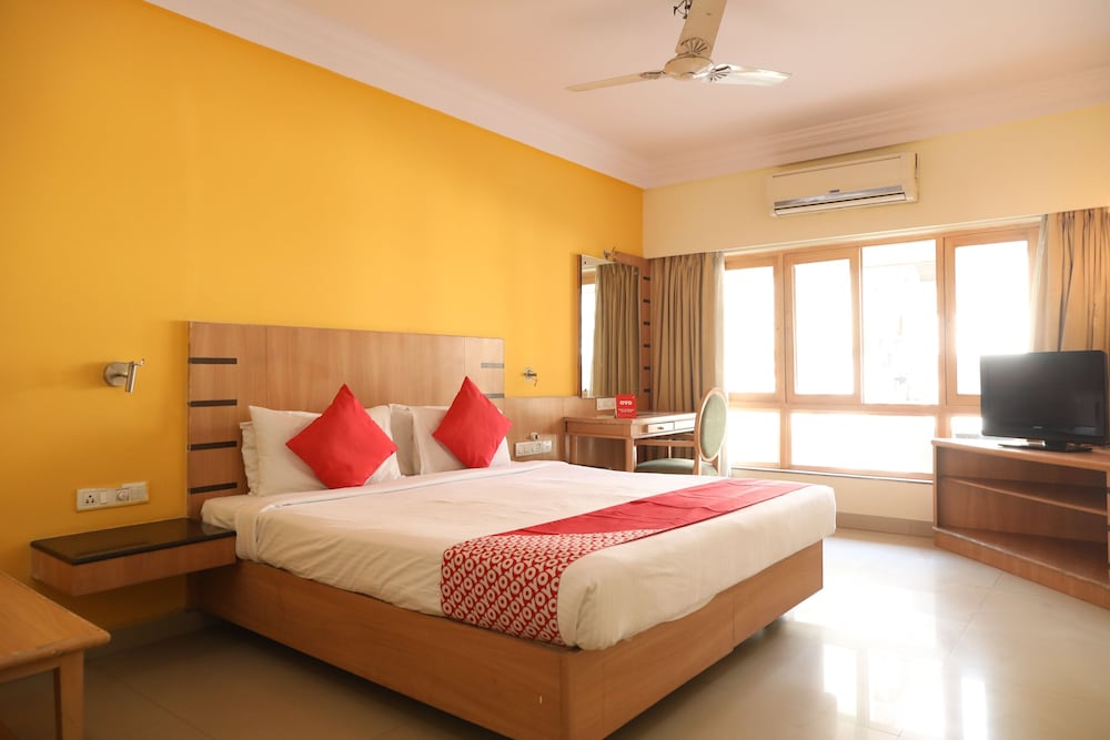 Фото Oyo 16260 Hotel Sunny International