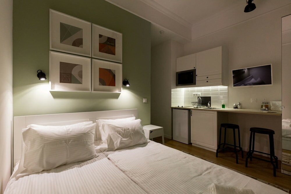 Фото Dinostratus House