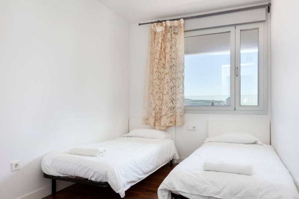 Фото Akira Flats Fira Gran VIA Barcelona