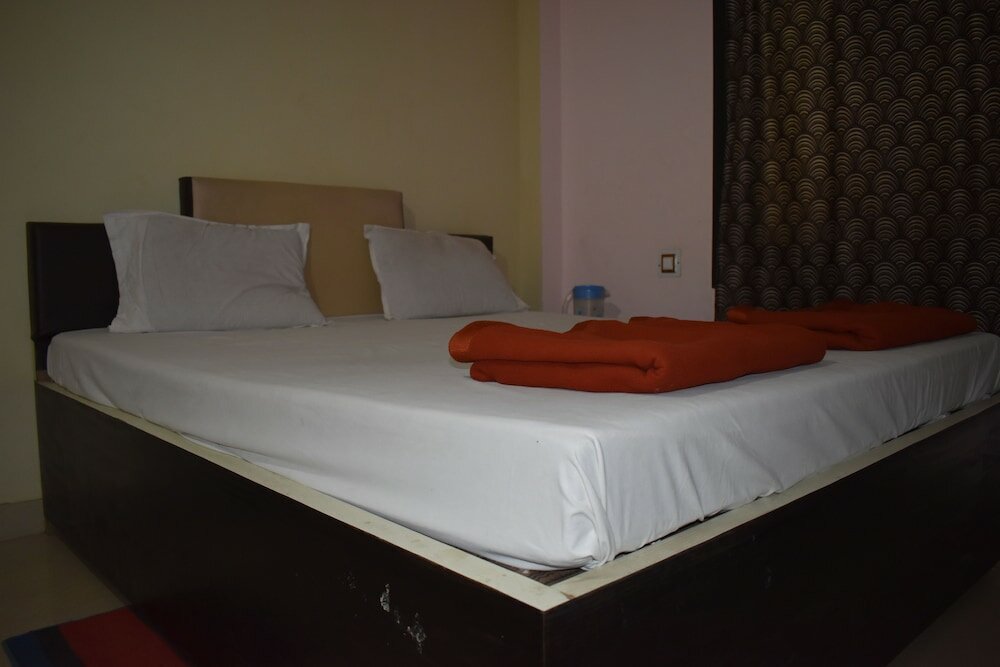 Фото Goroomgo Gouri Palace Puri