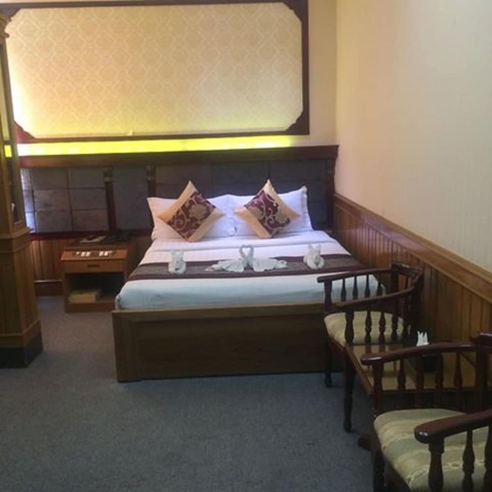 Фото Palace Hotel