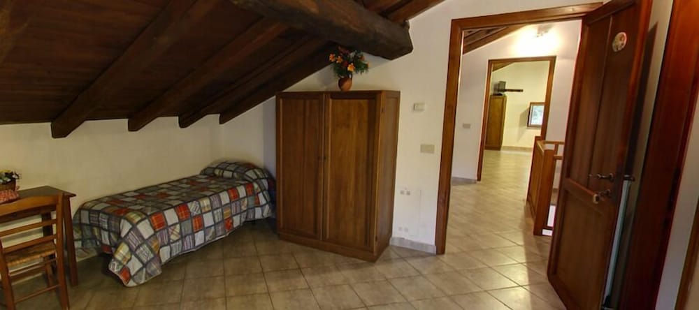 Фото Agriturismo La Ferrera