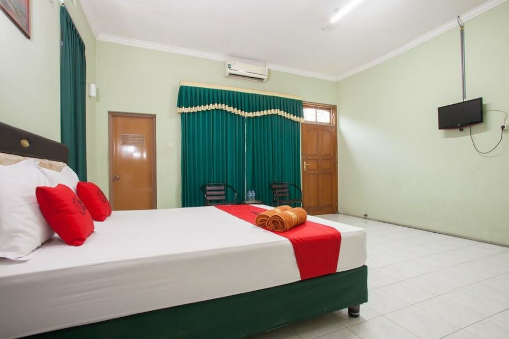 Фото RedDoorz Syariah @ Janti Malang