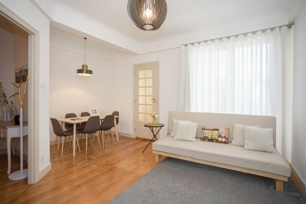 Фото Liiiving in Porto Light Spacious Apartment