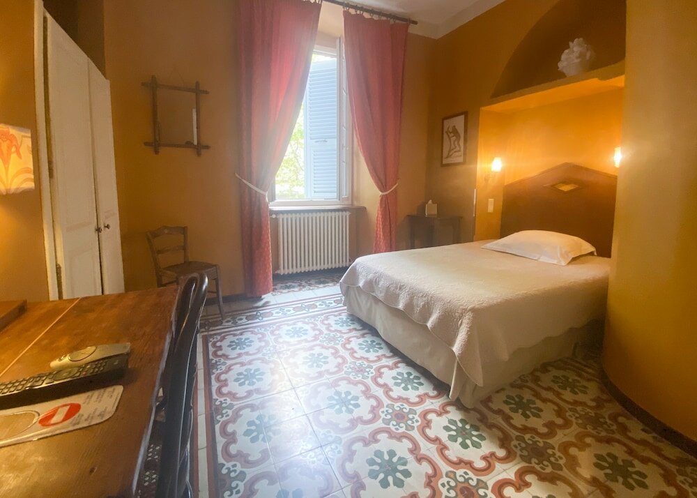 Фото Hotel Central Bastia