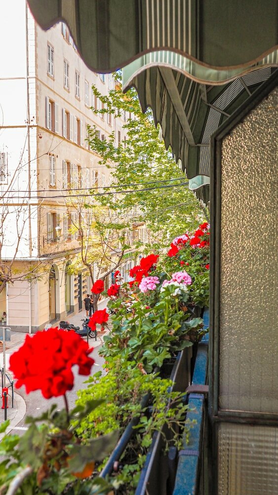 Фото Hotel Central Bastia