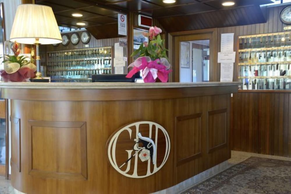 Фото Hotel Diplomat Marine