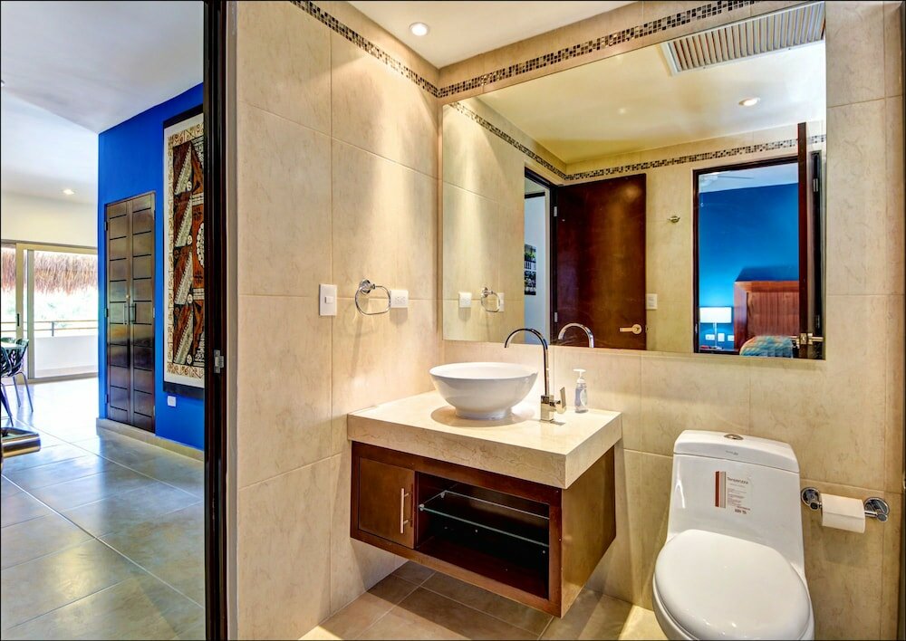 Фото Rebecca 2 bedrooms sleeps 5