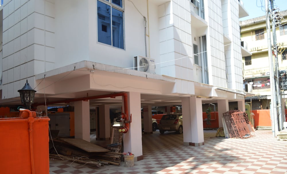 Фото Hotel Biswanath