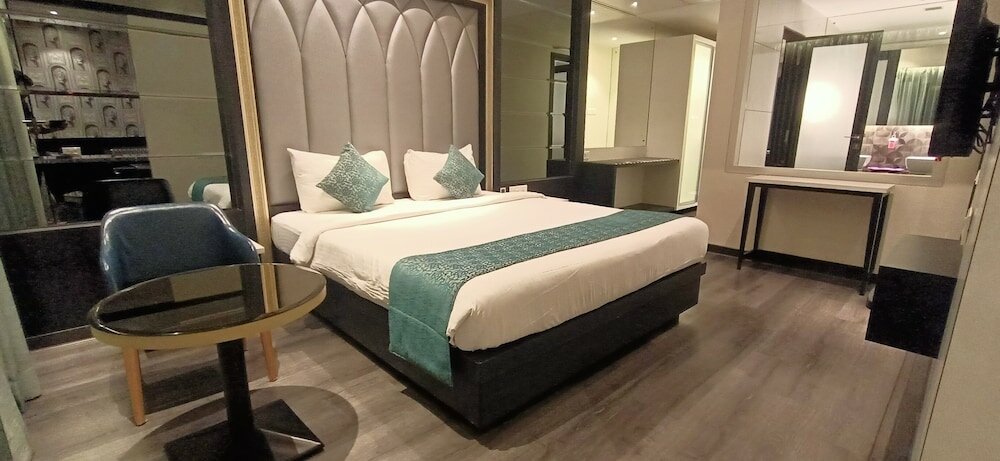 Фото Hotel Gopalas Residency