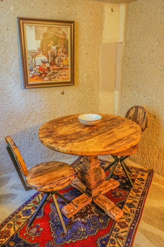 Фото Valley Inn Cave Hotel