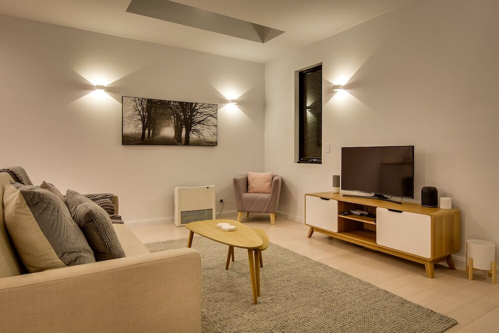 Фото White Room Apartments