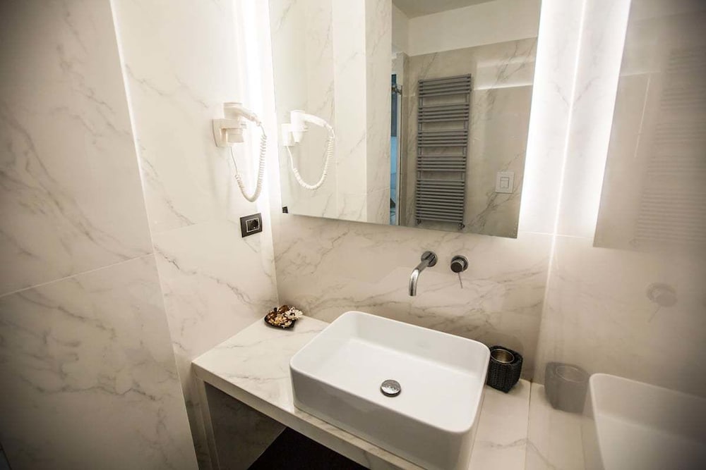 Фото The Boutique Napoli Suite