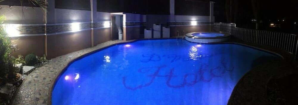 Фото D'Mariners Hotel