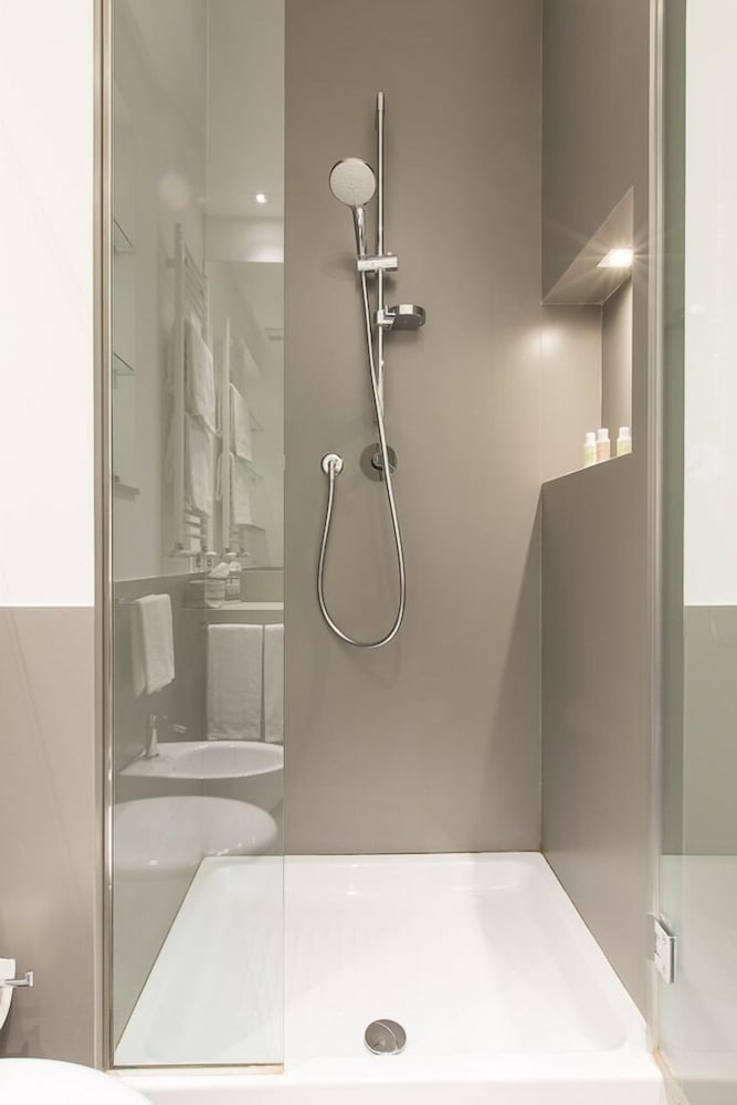 Фото Xenia Guest House