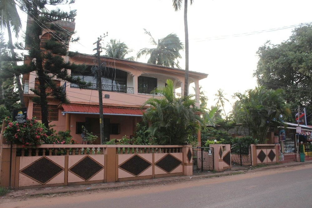 Фото Oyo 6236 Home Studio Near Sinquerim Beach