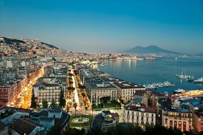Гостиница B&b Next Stop Napoli в Неаполе