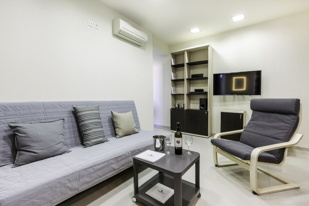 Фото Апартаменты Rhodes Central Suite