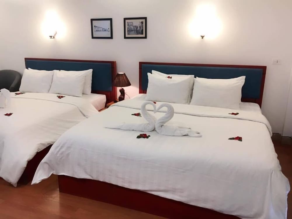 Фото Hanoi Old Quarter House